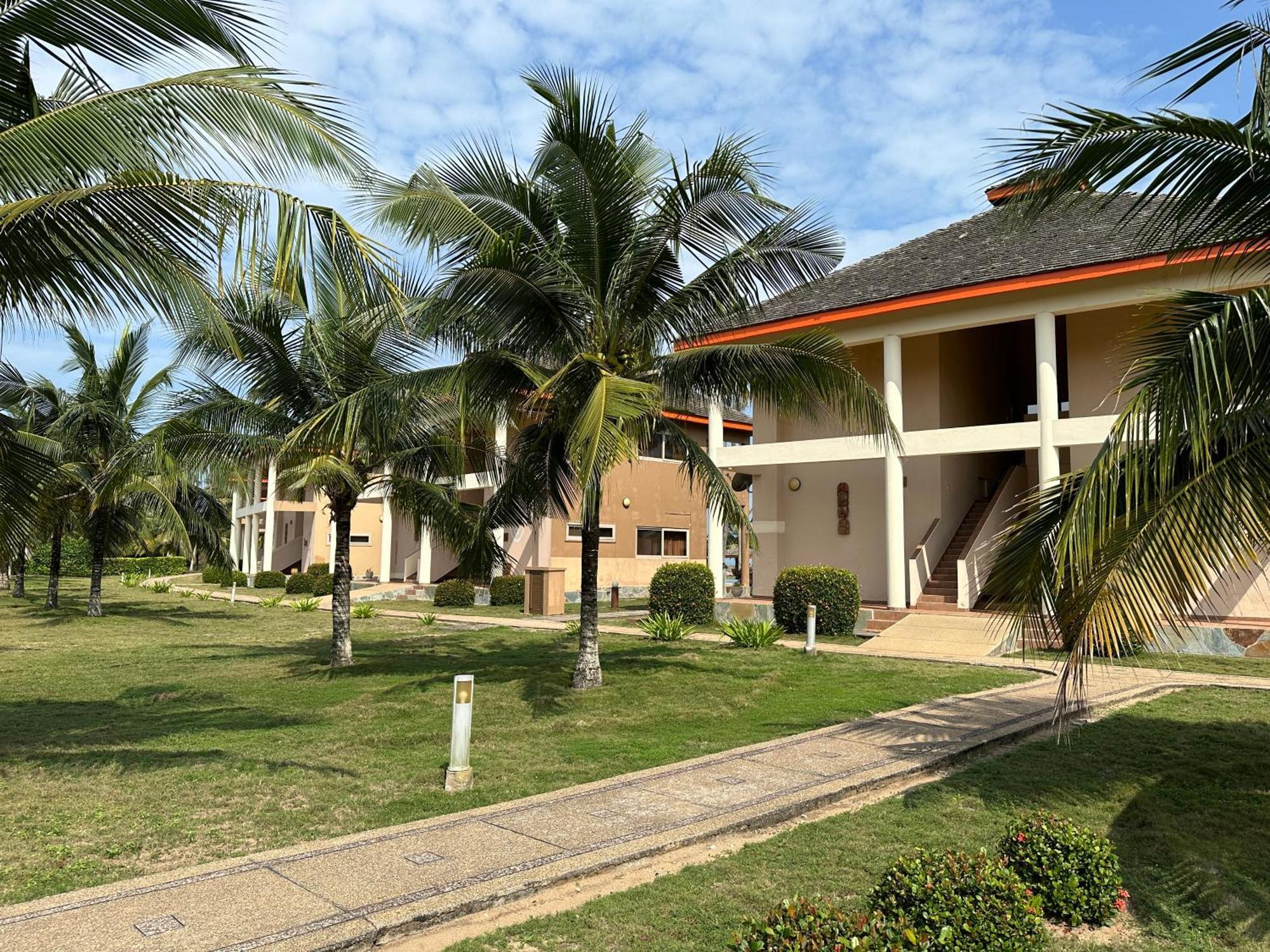 Elmina Bay Resort Exterior photo