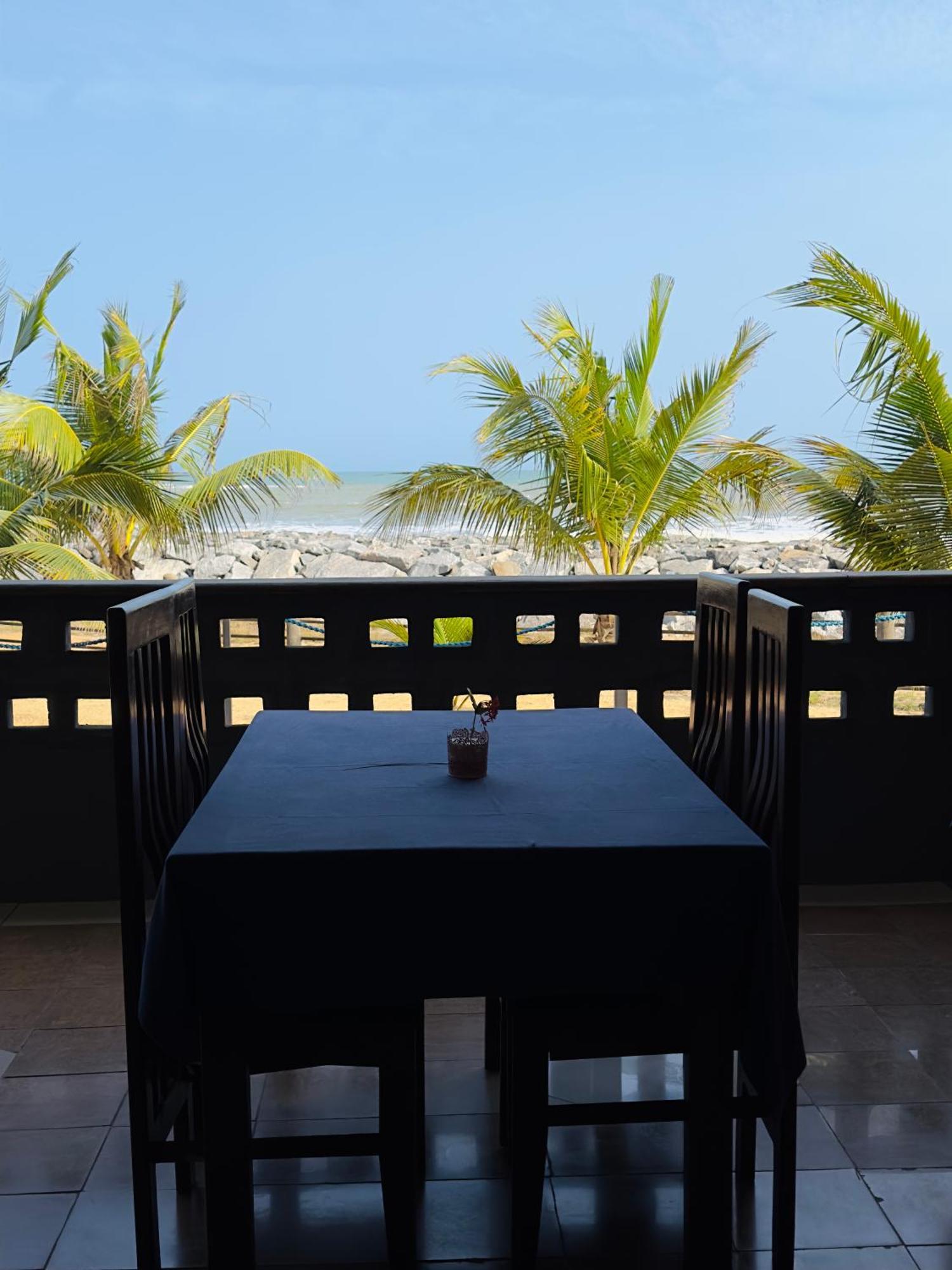 Elmina Bay Resort Exterior photo