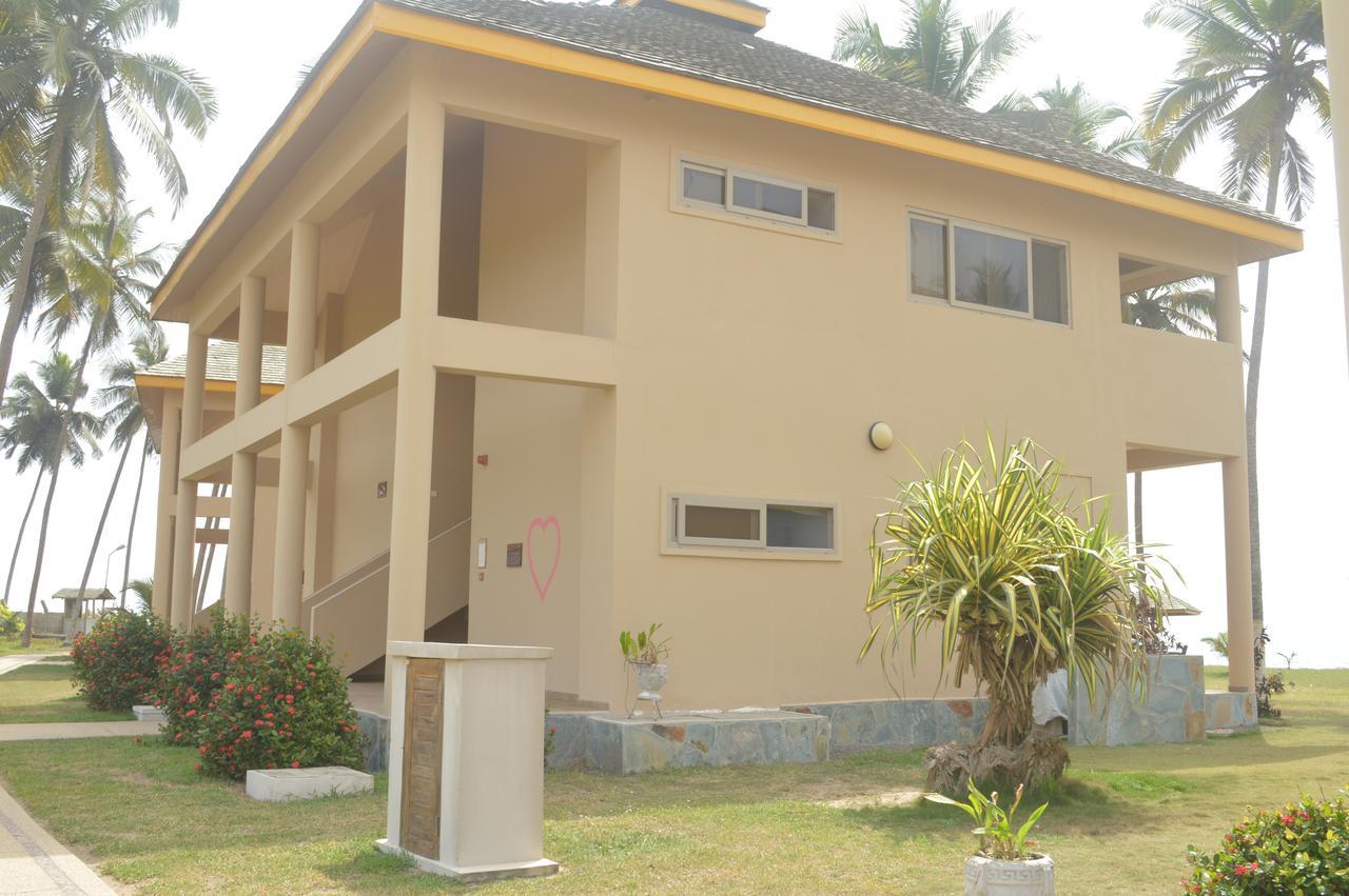 Elmina Bay Resort Exterior photo
